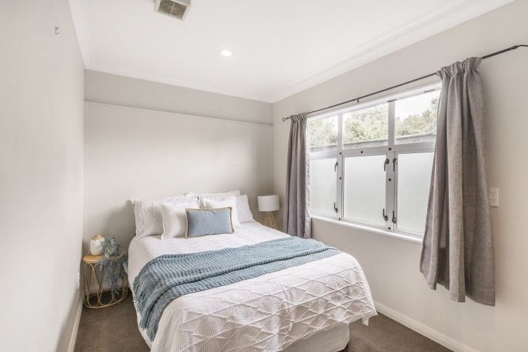 Photo of property in 84 Amohia Street, Paraparaumu, 5032