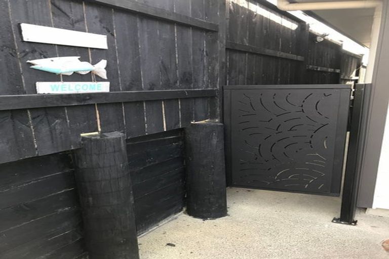 Photo of property in 13 Tautoru Avenue, Orewa, 0931