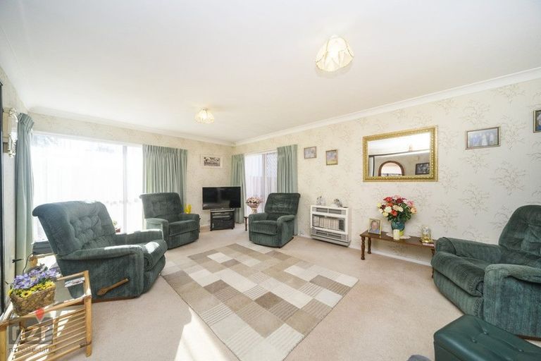 Photo of property in 1 Astrid Court, Awapuni, Palmerston North, 4412