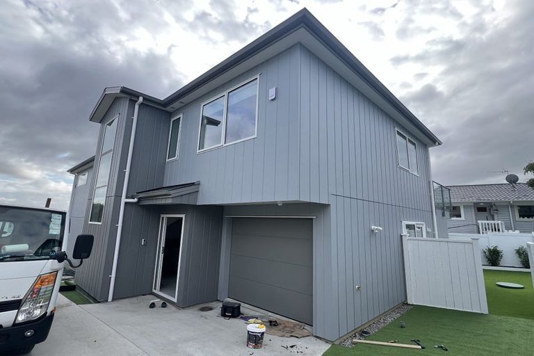 Photo of property in 319b East Coast Road, Mairangi Bay, Auckland, 0630