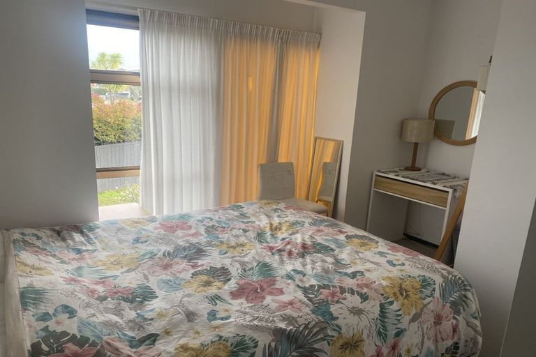 Photo of property in 1/63a Norwood Road, Bayswater, Auckland, 0622