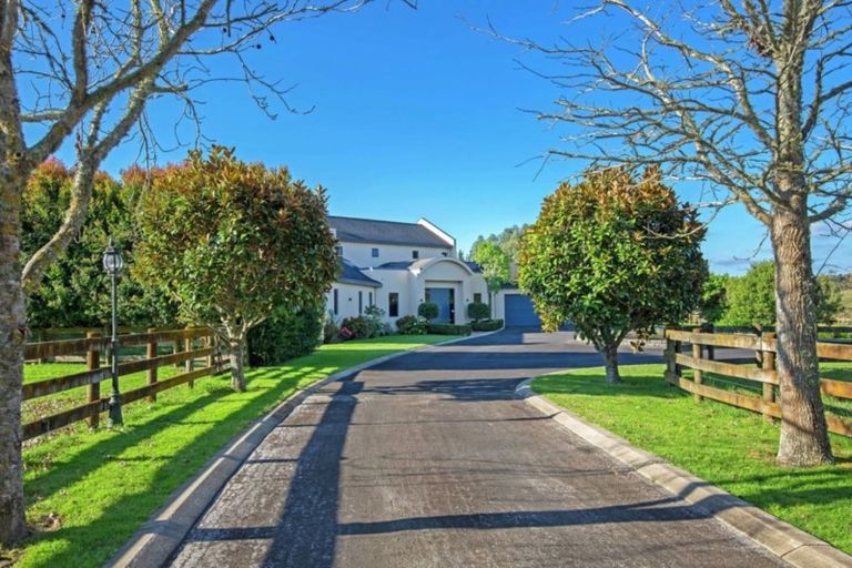 Photo of property in 68 Porterfield Road, Whitford, Howick, 2571