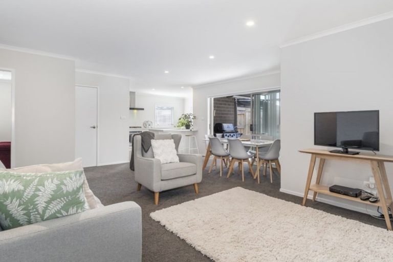 Photo of property in 15 Kahuparere Crescent, Pyes Pa, Tauranga, 3112