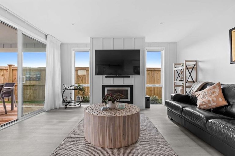 Photo of property in 5 Serrata Close, Papamoa Beach, Papamoa, 3118