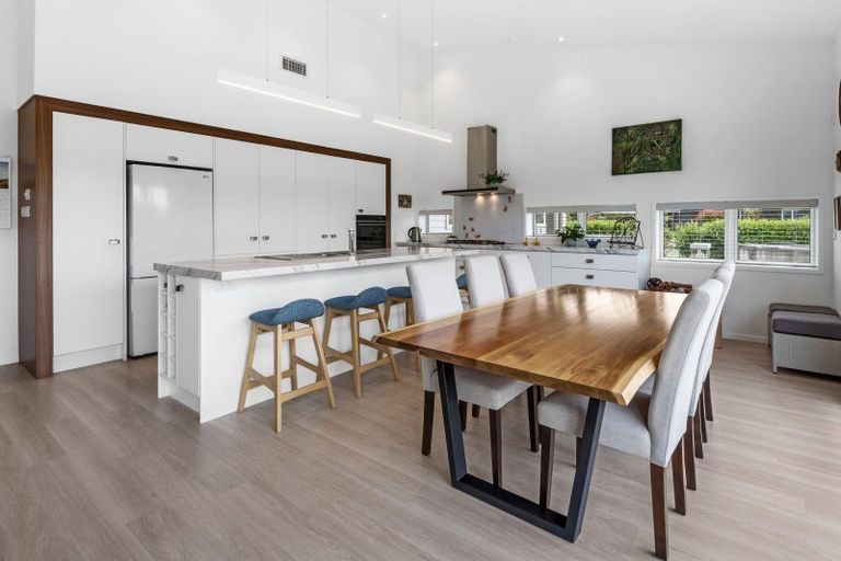 Photo of property in 4 Cornerstone Place, Te Kamo, Kamo, 0185