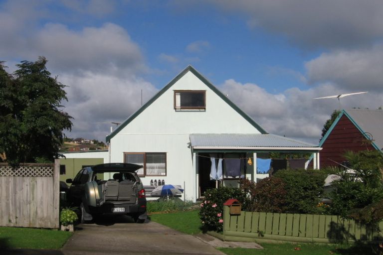 Photo of property in 1 Lucy Foster Lane, Red Beach, 0932