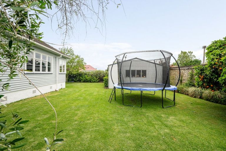 Photo of property in 4 Casey Avenue, Fairfield, Hamilton, 3214