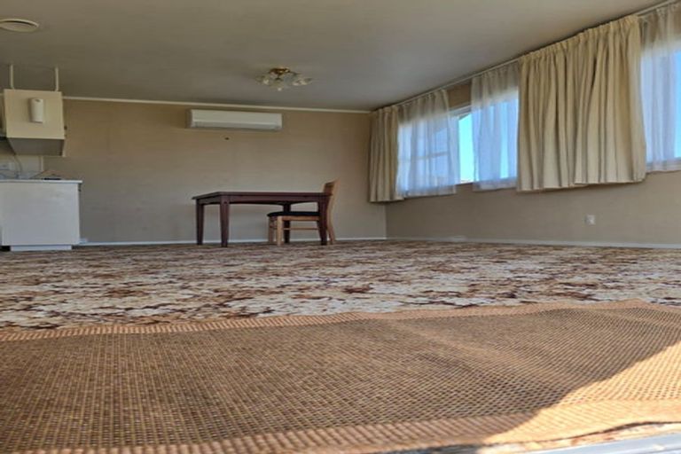 Photo of property in 1 Cotton Street, St Andrews, Hamilton, 3200