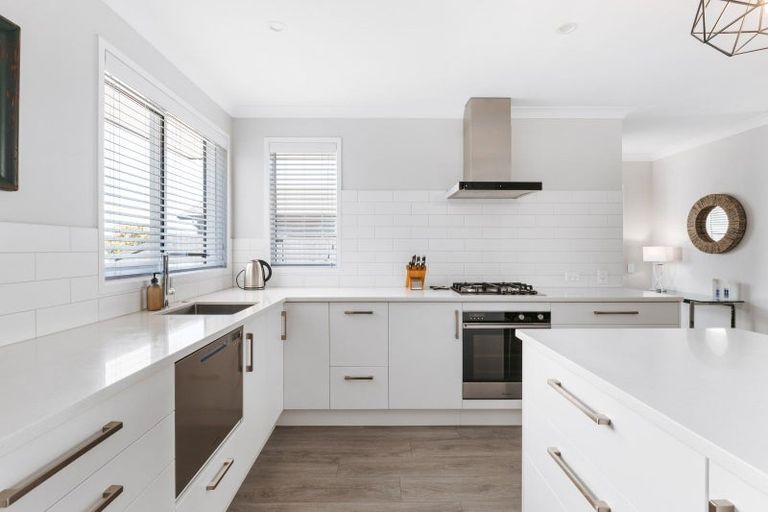 Photo of property in 139 Penetaka Heights, Pyes Pa, Tauranga, 3112