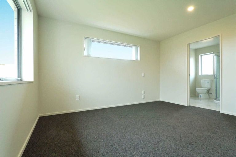 Photo of property in 4 Keeper Close, Woodend, 7610