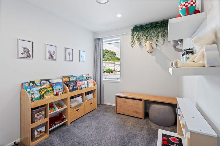 Photo of property in 3 Barbaras Way, Waikanae Beach, Waikanae, 5036