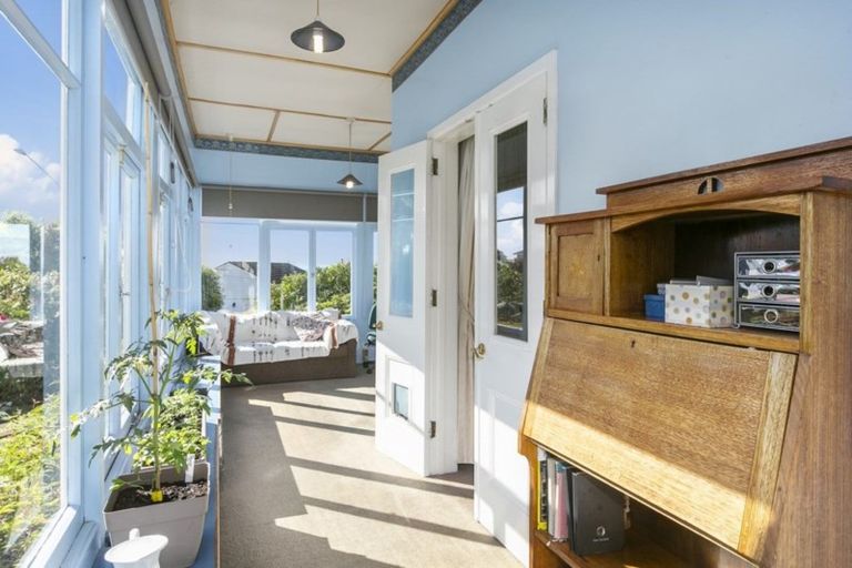 Photo of property in 123 Highgate, Roslyn, Dunedin, 9010