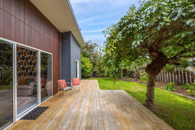 Photo of property in 8 Mahupuku Street, Greytown, 5712