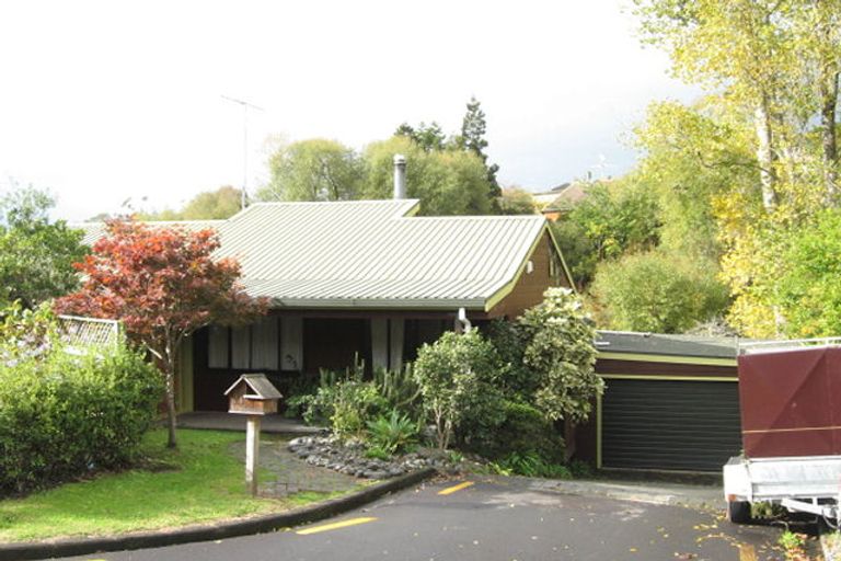 Photo of property in 94 Haseler Crescent, Howick, Auckland, 2014