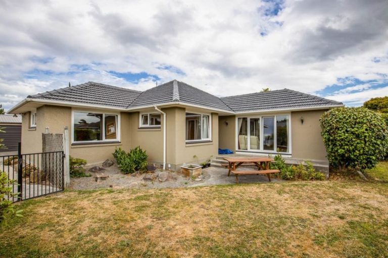 Photo of property in 85 Gladson Avenue, Sockburn, Christchurch, 8042