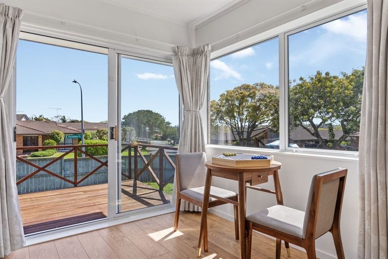 Photo of property in 1/2 Perendale Close, Somerville, Auckland, 2014
