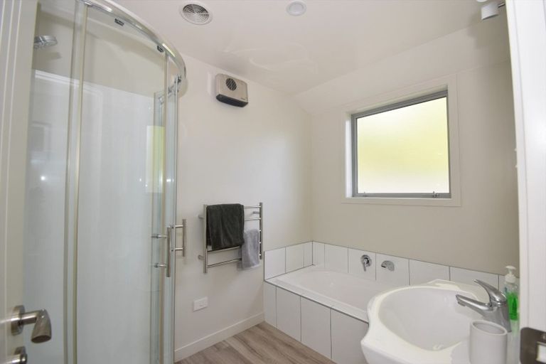 Photo of property in 4a Henderson Street, Mornington, Dunedin, 9011