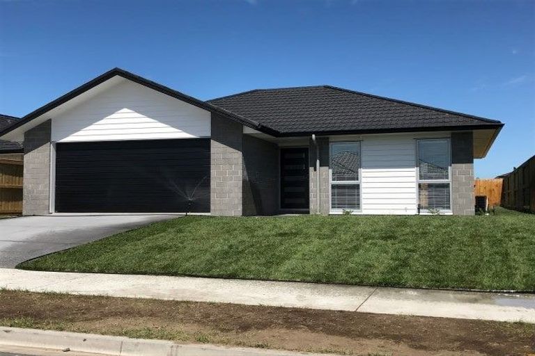 Photo of property in 17 Te Kio Crescent, Papamoa Beach, Papamoa, 3118