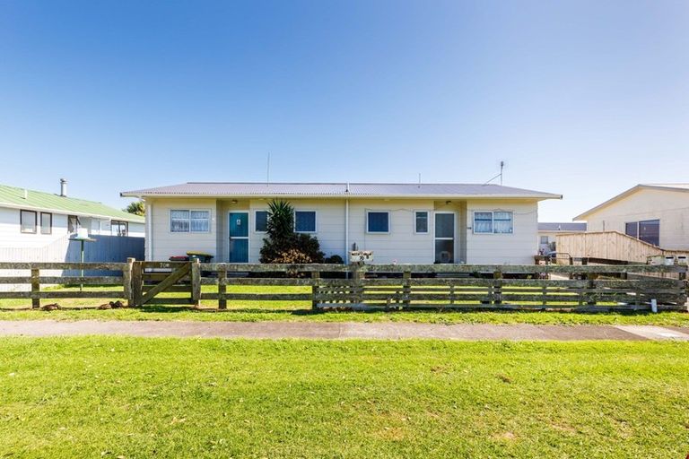 Photo of property in 70 Hume Street, Waitara, 4320