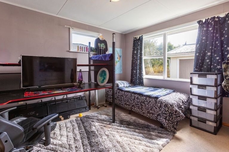 Photo of property in 3 Gertrude Street, Dannevirke, 4930