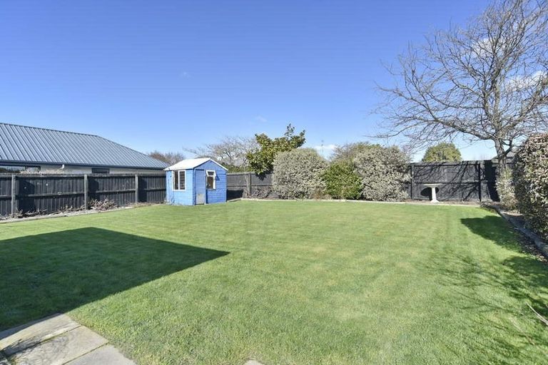 Photo of property in 39 Welsford Street, Woodend, 7610