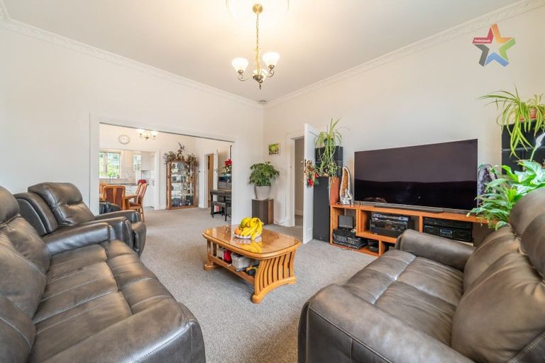 Photo of property in 140 Knights Road, Hutt Central, Lower Hutt, 5010