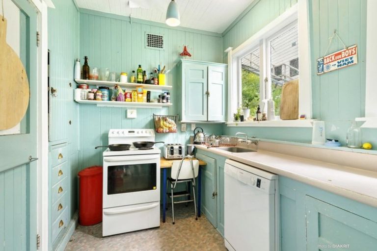 Photo of property in 157 Grafton Road, Roseneath, Wellington, 6011