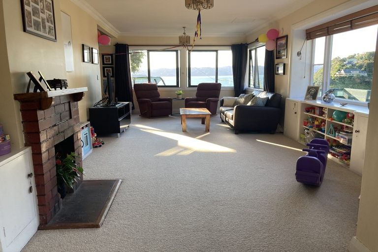 Photo of property in 10 Matai Terrace, Eastbourne, Lower Hutt, 5013
