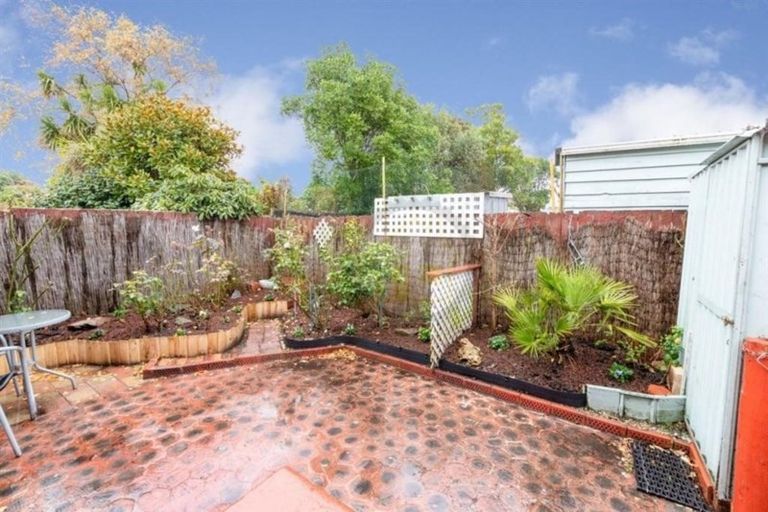Photo of property in 70b Reid Road, South Dunedin, Dunedin, 9012
