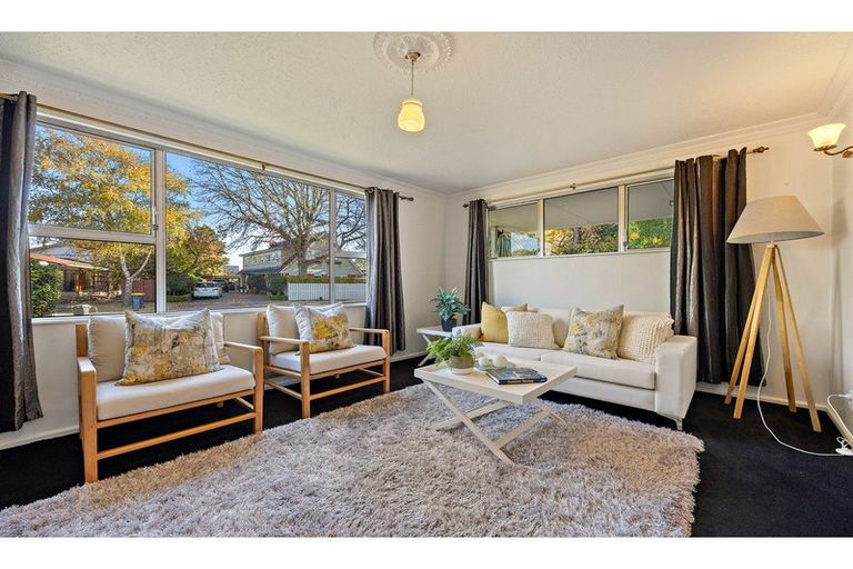 Photo of property in 6 Hartford Street, Burnside, Christchurch, 8053