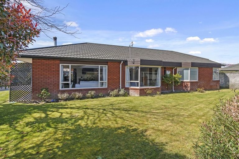 Photo of property in 2/24 Sea Eagles Place, North New Brighton, Christchurch, 8083