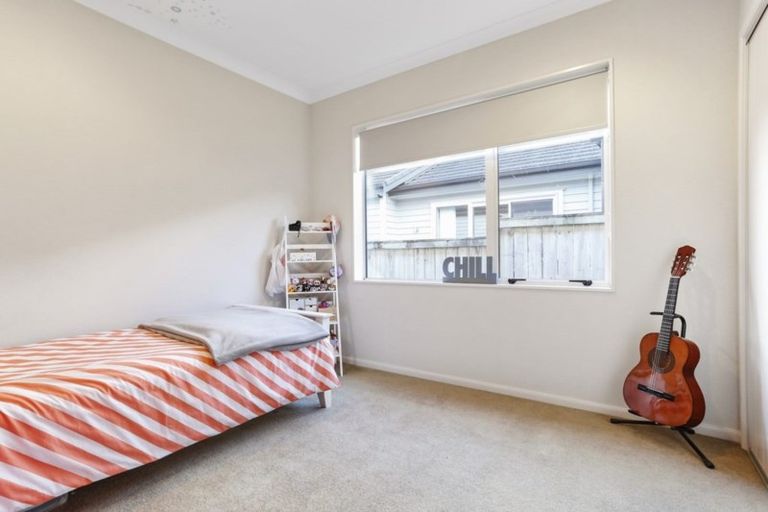 Photo of property in 6 Whares Court, Silverdale, 0932