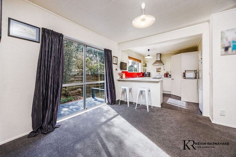Photo of property in 2/100 Beach Road, Pahurehure, Papakura, 2113