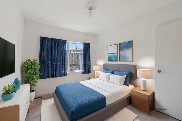 Photo of property in 131c View Road, Sunnyvale, Auckland, 0612