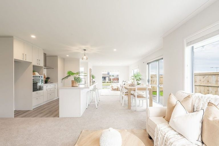 Photo of property in 100 Puhirake Crescent, Pyes Pa, Tauranga, 3112