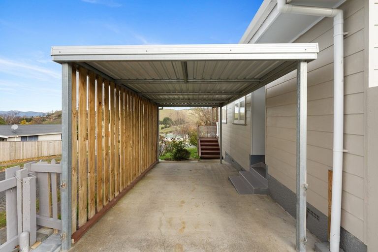 Photo of property in 29 Kiwi Road, Taihape, 4720