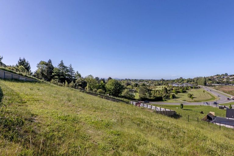 Photo of property in 21 Kanuka Lane, Cracroft, 8022