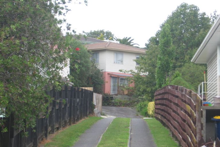Photo of property in 7 Emirau Place, Glenfield, Auckland, 0629