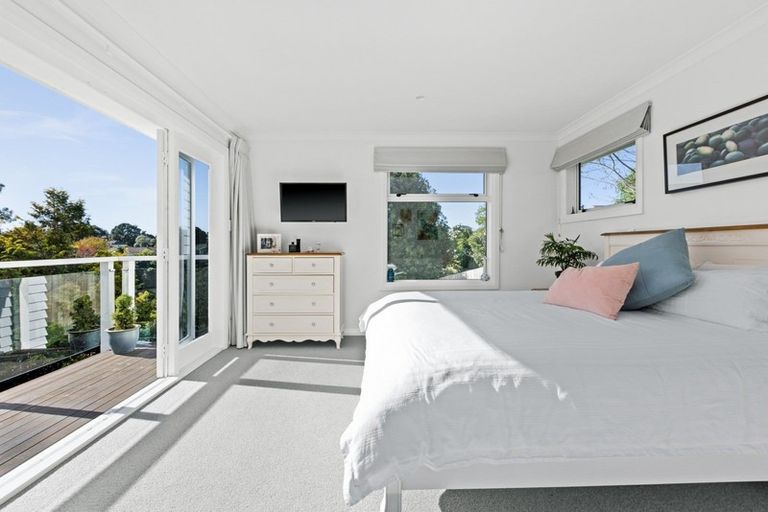 Photo of property in 101 Chaucer Road North, Hospital Hill, Napier, 4110