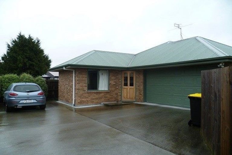Photo of property in 9d Lindon Street, Rangiora, 7400
