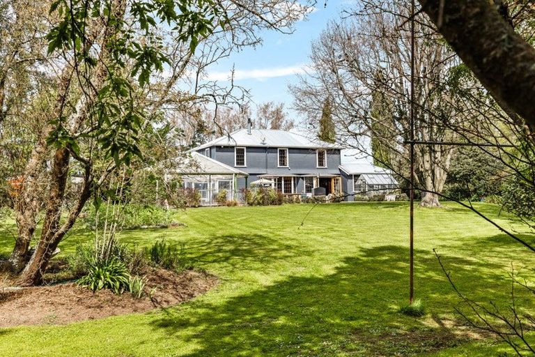 Photo of property in 35 Kainga Road, Kainga, Christchurch, 8083