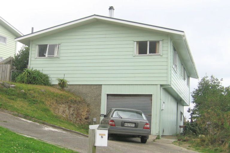 Photo of property in 4 Waitaha Way, Houghton Bay, Wellington, 6023