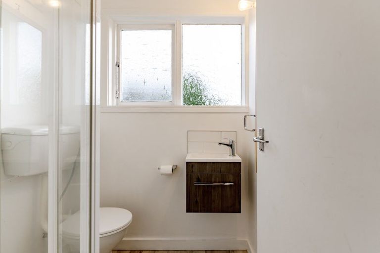 Photo of property in 41 Fraser Avenue, Johnsonville, Wellington, 6037