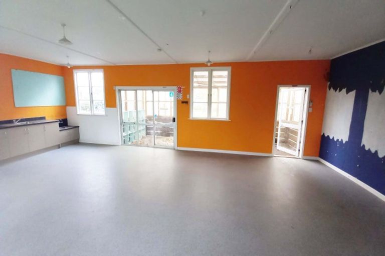 Photo of property in 9 Moffat Street, Nightcaps, 9630