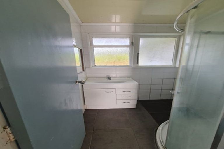 Photo of property in 35 Hukatai Street, Elsdon, Porirua, 5022