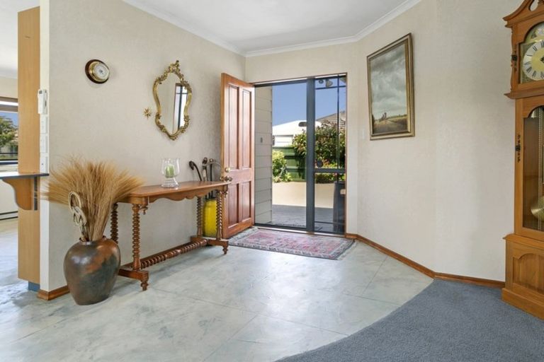 Photo of property in 50 Acacia Bay Road, Nukuhau, Taupo, 3330