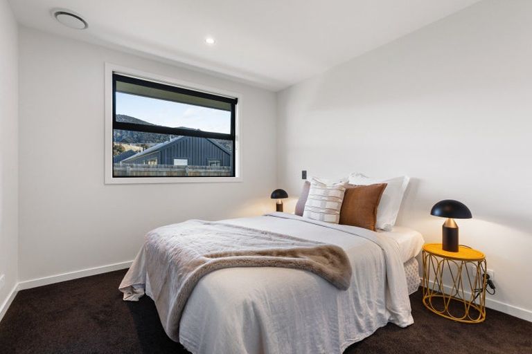 Photo of property in 3 Pepperwood Green, Albert Town, Wanaka, 9305