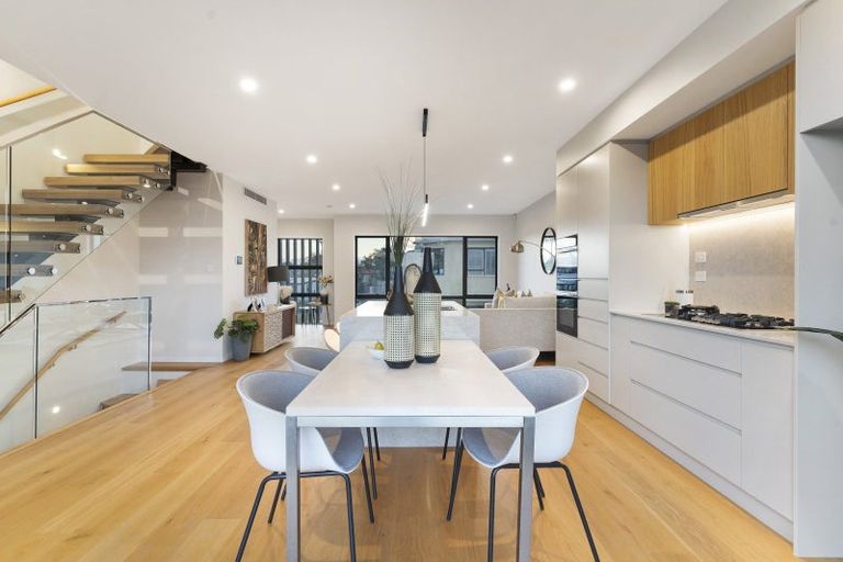 Photo of property in 16d Killarney Street, Takapuna, Auckland, 0622