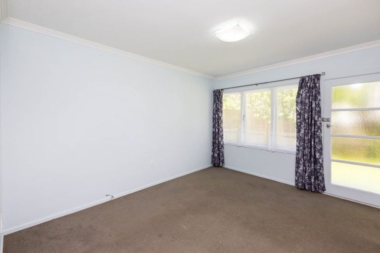 Photo of property in 2/4 Granville Street, Silverstream, Upper Hutt, 5019