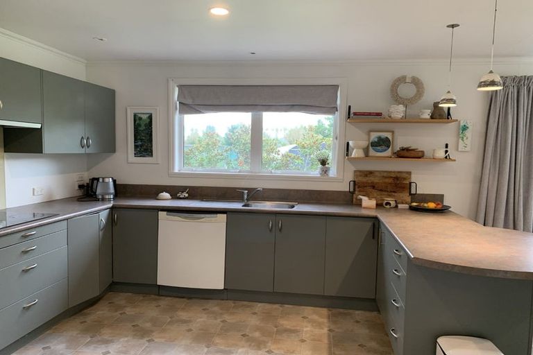 Photo of property in 80 Carters Terrace, Tinwald, Ashburton, 7700